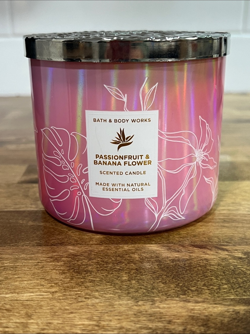Bath & Body Works Pink Iridescent Passionfruit & Banana Flower Candle